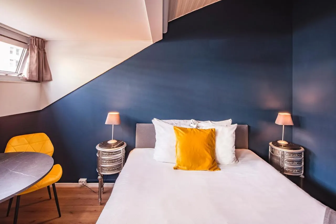 Floats By H2Otel Rotterdam 3*,