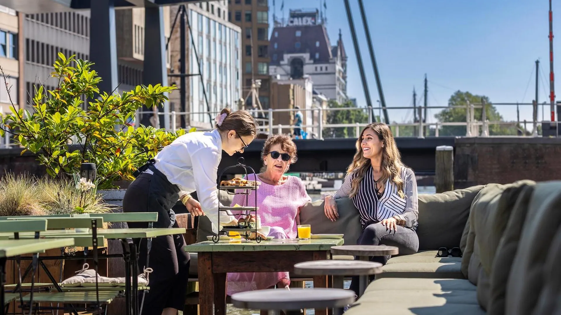 Floats By H2Otel Rotterdam Hotel