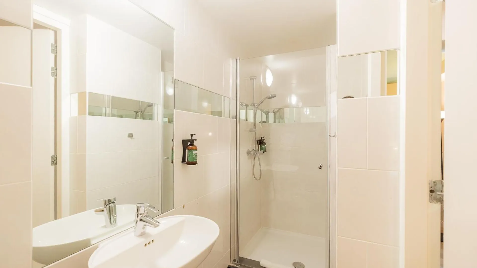 Floats By H2Otel Rotterdam 3*,  Pays-Bas